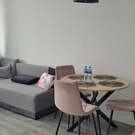 Apartament Pudrowy كوزتسالين المظهر الخارجي الصورة